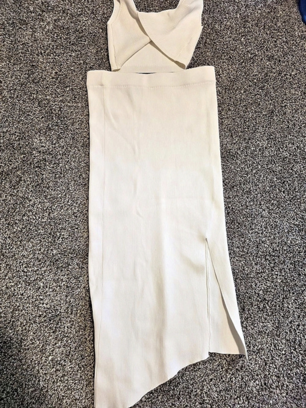 BRAND NEW White Fox Wrap Front Maxi Skirt Set Like New